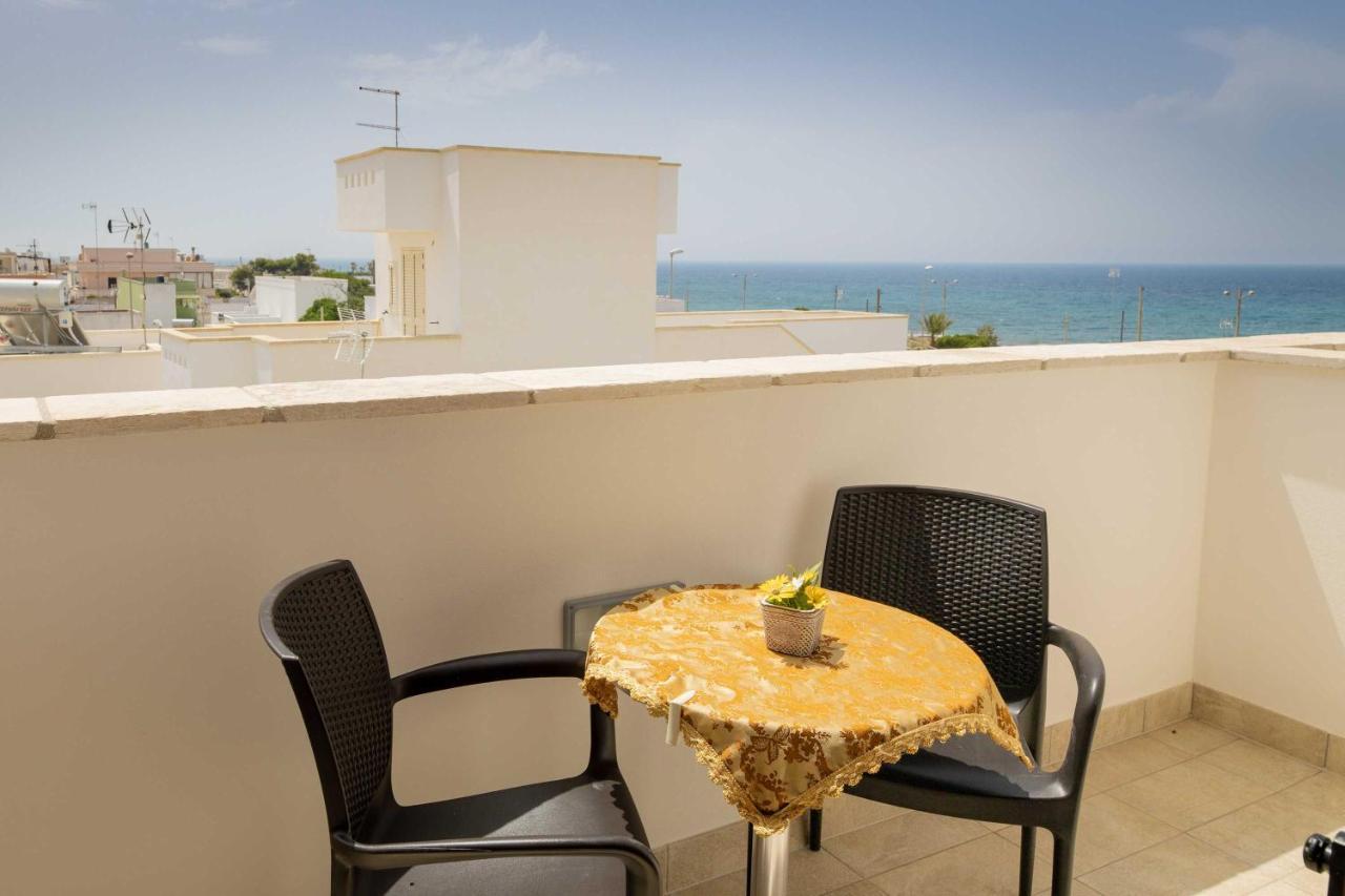 Hotel Salento Mirfran Torre San Giovanni Ugento Exterior photo