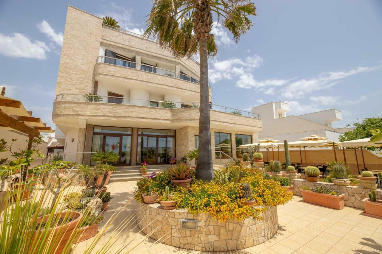 Hotel Salento Mirfran Torre San Giovanni Ugento Exterior photo